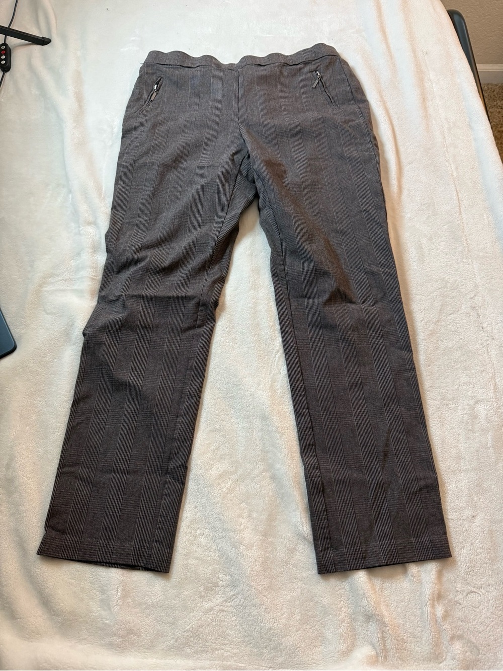 Women’s Gray Straight-Leg Dress Pants